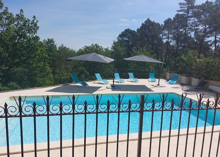 Grand La Salamandre Proche Sarlat De 1 A 10 Personnes 펜션 *